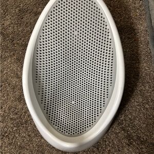 White Baby Bath Support